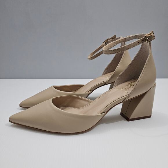 NEW Vince Camuto Sorenn Pump Womens 8 Beige Leather Pointed Toe Ankle Strap Heel - Picture 1 of 13